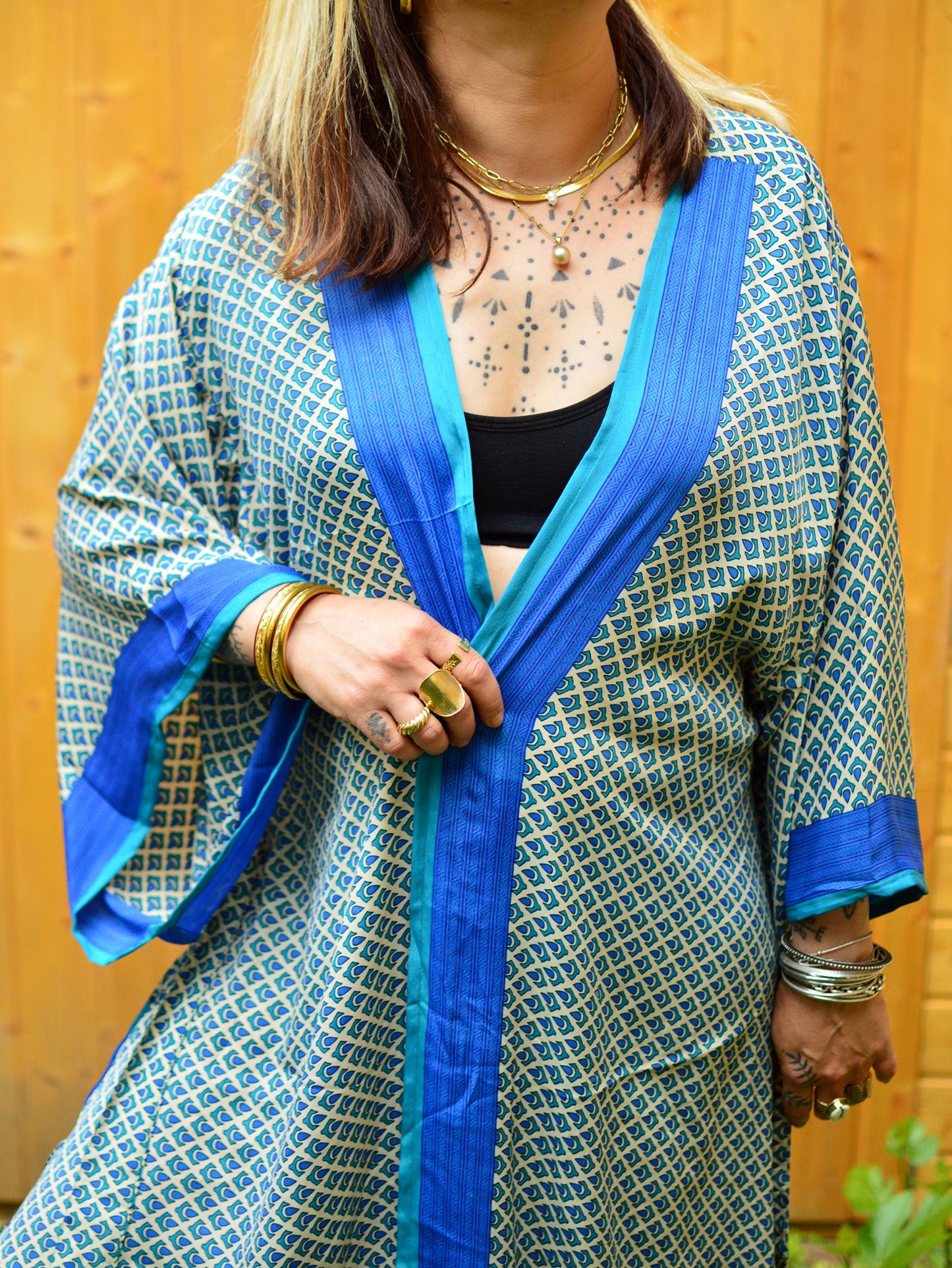 ꕥ KIMONO BLEU LAGOON