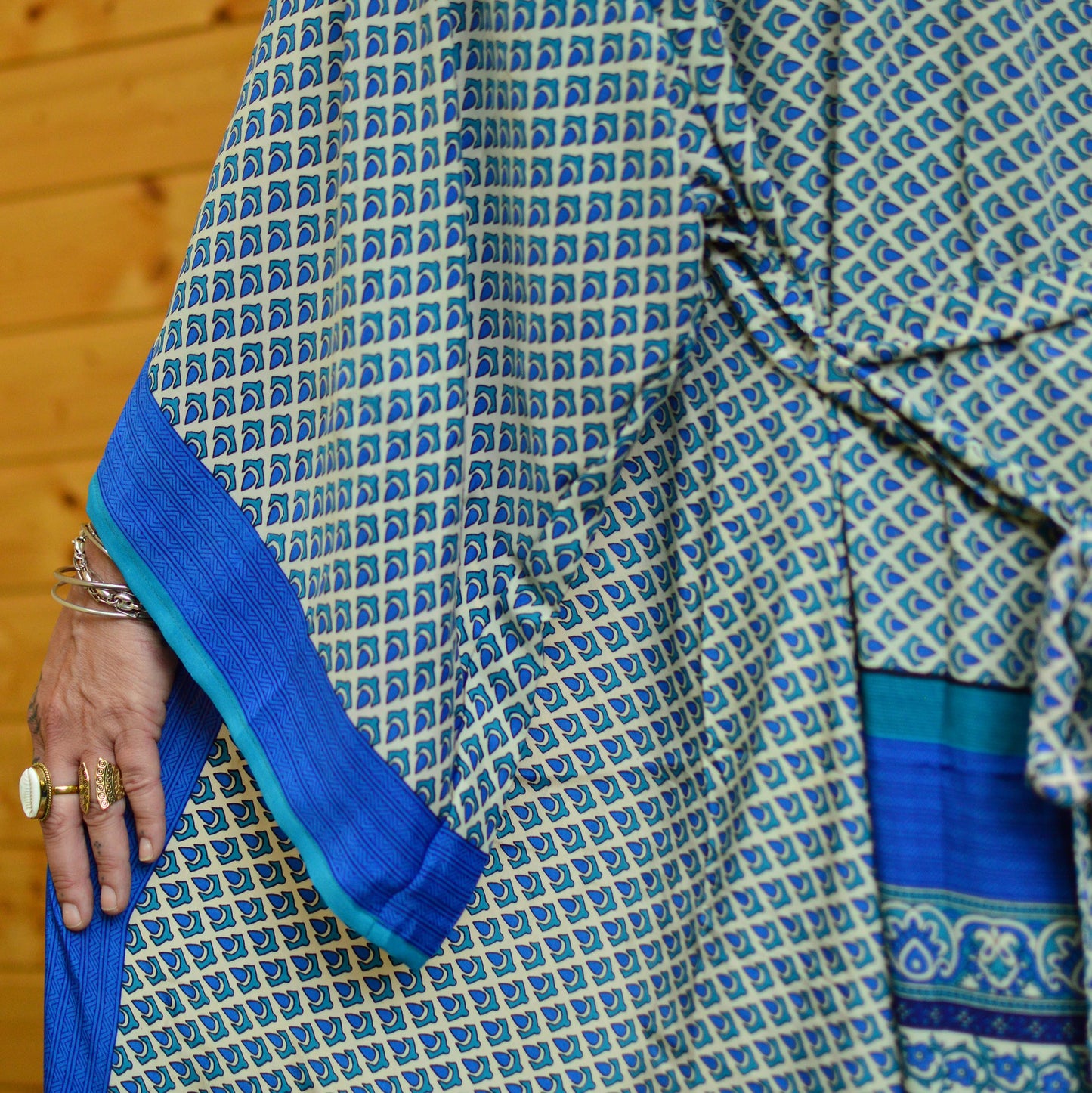ꕥ KIMONO BLEU LAGOON