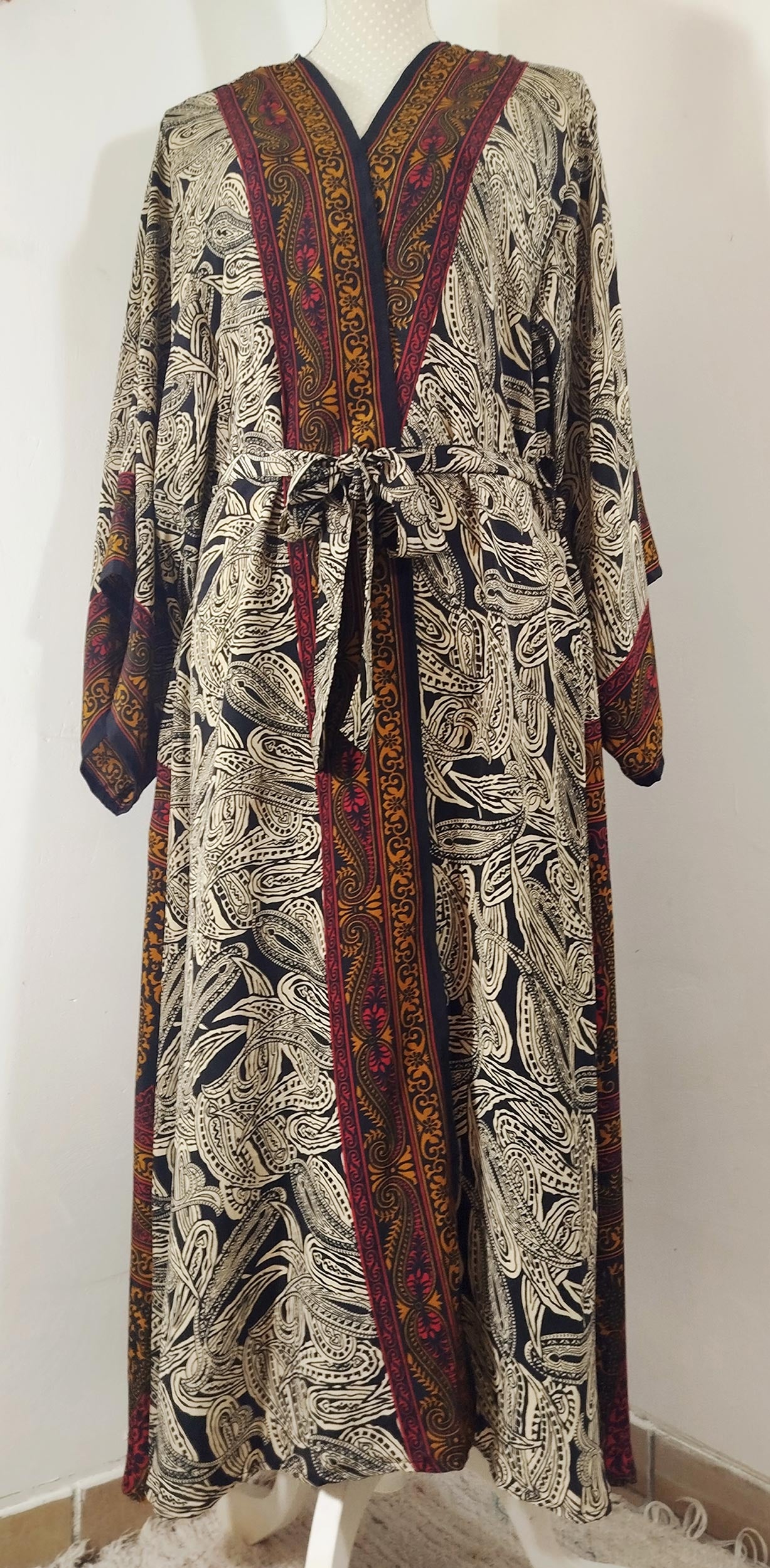 ꕥ KIMONO NOIR FOREST
