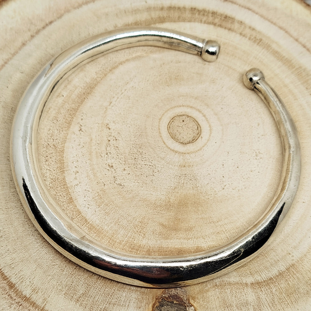 Open anklet bracelet