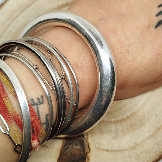 SILVER BANGLE BRACELET