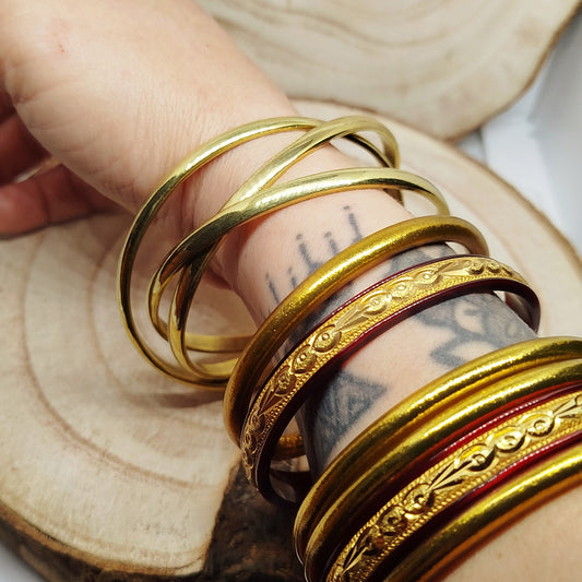 THREE-RING BANGLE BRACELET