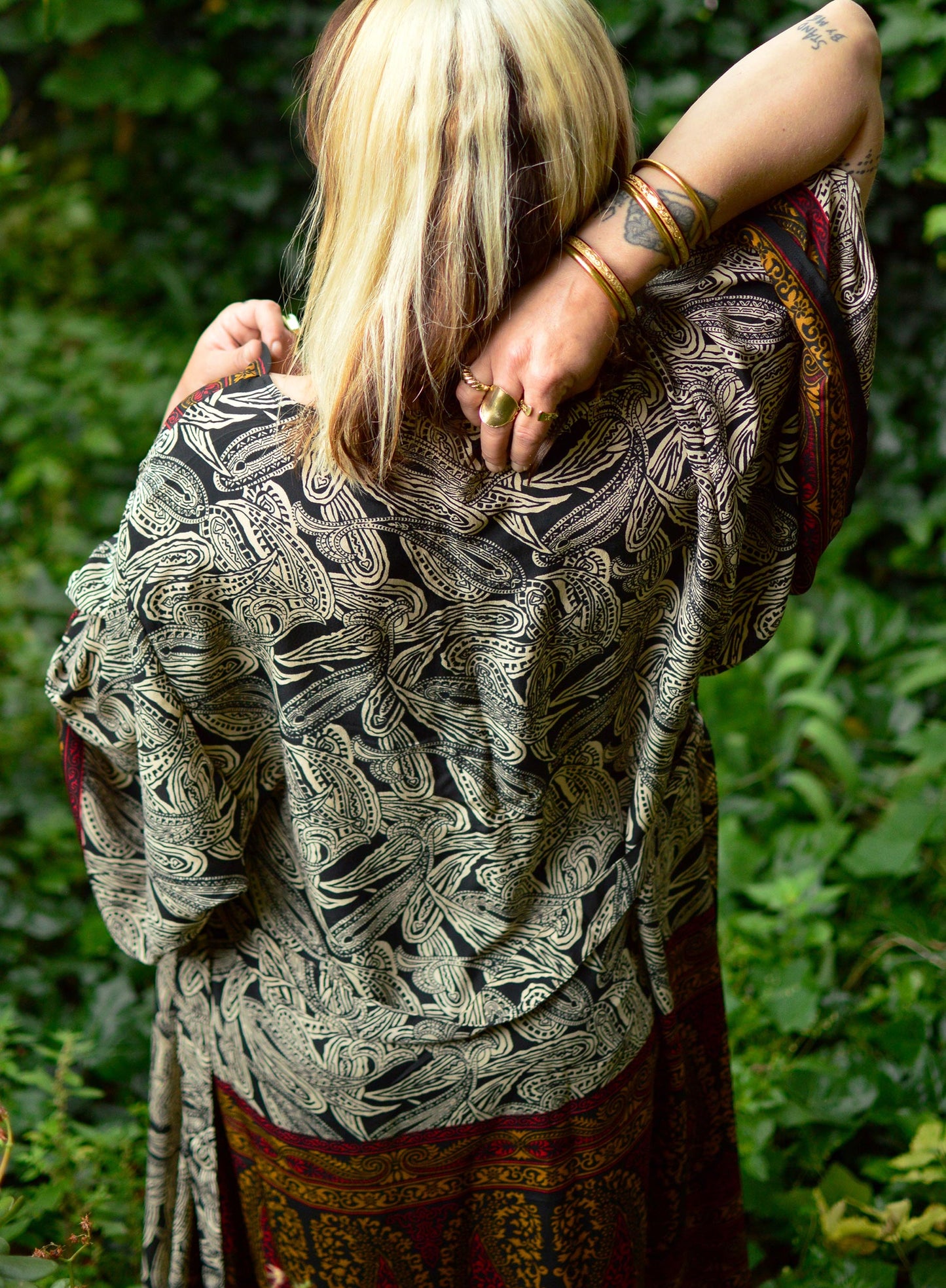ꕥ KIMONO NOIR FOREST