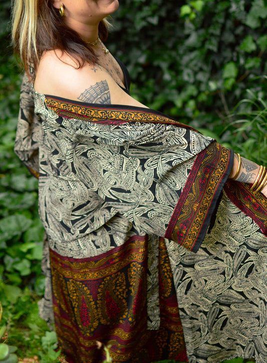 ꕥ KIMONO NOIR FOREST