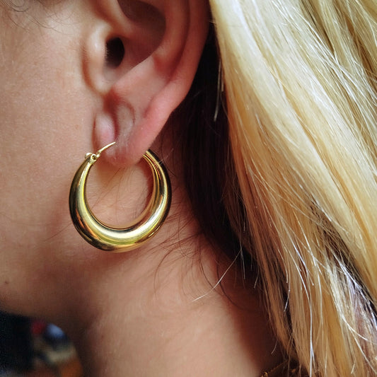 SMALL THICK CREOLE EARRINGS